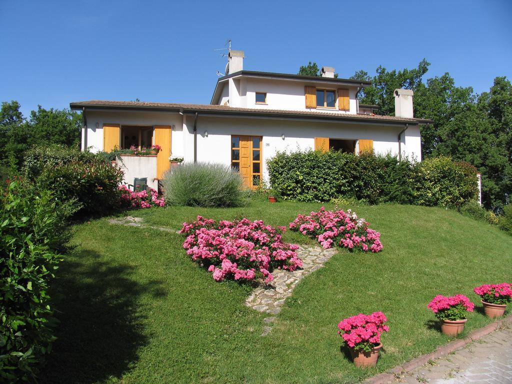 La Casa Dei Boschi Bed & Breakfast ซานมารีโน ภายนอก รูปภาพ